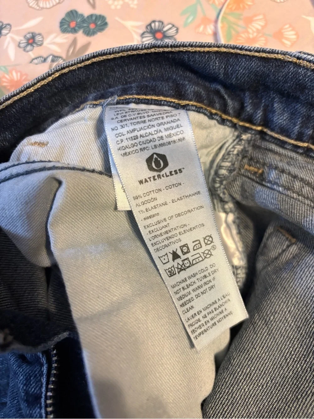 Signature Levi Strauss Relaxed Fit Jeans 32x32 Dark Wash Relaxed Leg Men’s